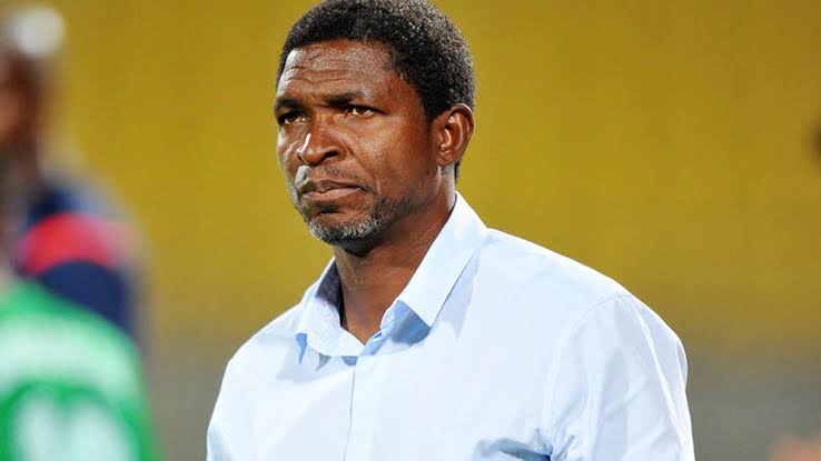 Nsoatreman coach Maxwell Konadu rushed to hospital after being attacked by Bofoakwa Tano fans